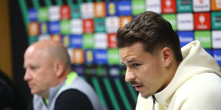 Ρέλβας-για-το-ΑΕΚ-–-Ράγιο-Βαγεκάνο:-«Μπορούμε-να-το-γυρίσουμε,-θα-παλέψουμε-με-τον-κόσμο-μας»