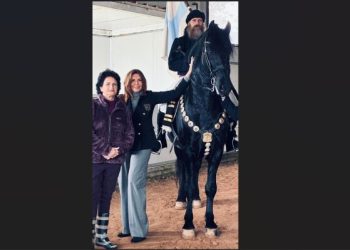 Άλκηστις-Πρωτοψάλτη-–-Μιμή-Ντενίση:-Ενώνουν-τις-καλλιτεχνικές-δυνάμεις-τους-σε-μια-παράσταση-για-την-Έξοδο-του-Μεσολογγίου