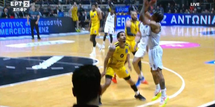 Τρομερό-τρίποντο-και-φάουλ-του-Ταϊρί-από-τη-γωνία!-(vid)