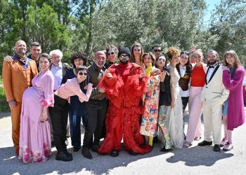 «Το-παιδί»:-Ο-akylas-«εισβάλλει»-στη-σειρά-και-το-Νεοχώρι-χορεύει-στον-ρυθμό-του-«ferto»