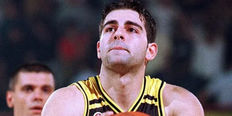 Νικολαΐδης:-«Η-ΑΕΚ-πρέπει-να-μπει-μέσα-και-να-αποδείξει-για-ποιον-λόγο-είναι-αήττητη-εντός-έδρας»