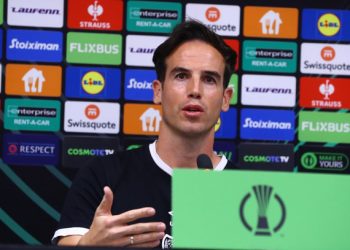 Προπονητής-Ράγιο-Βαγιεκάνο:-Η-ΑΕΚ-θα-προσπαθήσει-να-σκοράρει-γρήγορα,-δεν-πρέπει-να-σκεφτόμαστε-το-3-0