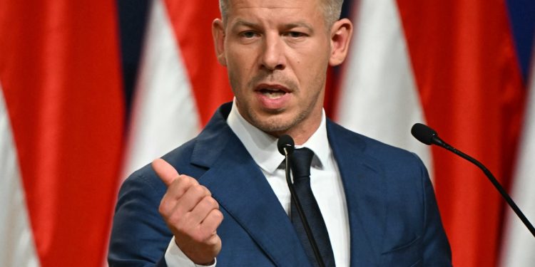 Τραμπ:-Ο-νέος-πρωθυπουργός-της-Ουγγαρίας-«θα-κάνει-καλή-δουλειά»