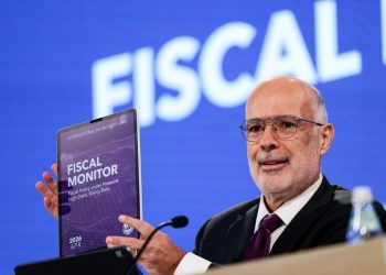 ΔΝΤ:-Πόλεμος-και-ενεργειακό-σοκ-δημιουργούν-την-τέλεια-καταιγίδα-για-το-παγκόσμιο-χρέος-(πίνακες-+-tweet)