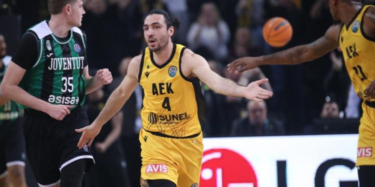 Κατσίβελης:-«Στο-τέλος-μίλησε-η-σκληράδα,-δώσαμε-ό,τι-είχαμε-για-αυτή-την-πρόκριση»