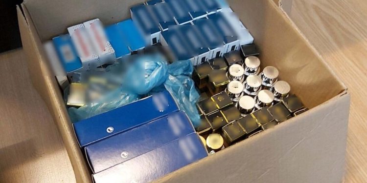 ΕΟΦ:-Αποσύρεται-από-την-αγορά-γνωστό-συμπλήρωμα-διατροφής,-βρέθηκαν-μικρόβια