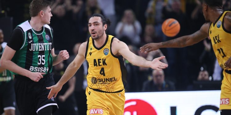 Θριαμβευτική-πρόκριση-στο-final-4-για-την-ΑΕΚ-απέναντι-στην-Μπανταλόνα