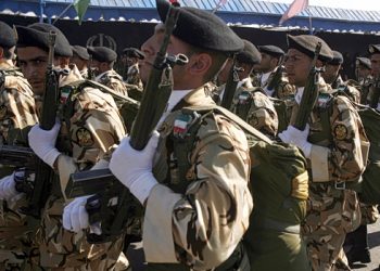 Ιράν:-Πάνω-από-26000.000-πολίτες-έχουν-προσφερθεί-για-εθελοντική-στράτευση