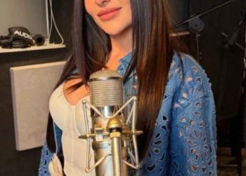 Γράφτηκε-από-τη-μαμά-για-την-κόρη:-Το-τραγούδι-που-έγινε-viral-παντού-–-Δείτε-ποια-το-τραγουδά