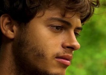 survivor:-Ο-Σταύρος-πέταξε-«καρφιά»-στην-Ιωάννα-λέγοντας-ότι-«το-έξυπνο-πουλί-από-τη-μύτη-πιάνεται»