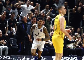 Ο-ΠΑΟΚ-πήρε-το-ντέρμπι-με-τον-Άρη-και-βλέπει-την-τρίτη-θέση-(highlights)