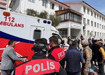 Τρόμος-στην-Τουρκία-από-την-επίθεση-ενόπλου-σε-σχολείο-–-Ο-αριθμός-των-νεκρών-αυξήθηκε-στους-9