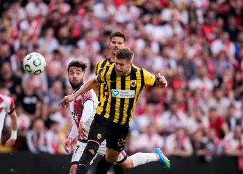 ΑΕΚ-–-Ράγιο-Βαγεκάνο:-Με-πίστη-για-ένα-κιτρινόμαυρο-θαύμα-στα-προημιτελικά-του-conference-league-μέσα-στην-allwyn-arena