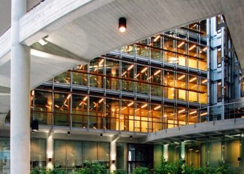 ΓΕΚ-ΤΕΡΝΑ:-Η-santander-βλέπει-αξία-στις-παραχωρήσεις-και-ανεβάζει-τον-πήχη-για-την-μετοχή-στα-53-ευρώ