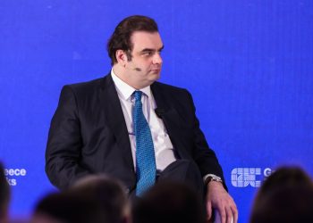 Πιερρακάκης:-Το-πλεόνασμα-θα-είναι-μεγαλύτερο-από-το-στόχο-–-Ανοιχτό-το-ενδεχόμενο-μέτρων-στήριξης