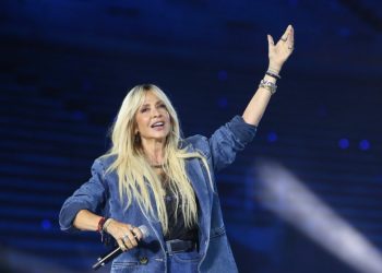 Άννα-Βίσση:-Από-21-μέχρι-477-ευρώ,-οι-τιμές-των-εισιτηρίων-για-τη-συναυλία-της-στο-ΟΑΚΑ