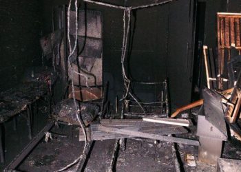 Καταστροφή-στη-Βασιλεία:-Στάχτη-τα-αποδυτήρια-μετά-από-μεγάλη-φωτιά-στο-«Σεντ-Γιάκομπ-Παρκ»