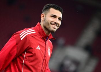 Γιατί-δεν-υπογράφει-στον-Ολυμπιακό-ο-Καλογερόπουλος-–-Αρέσει-σε-ΑΕΚ-και-Παναθηναϊκό