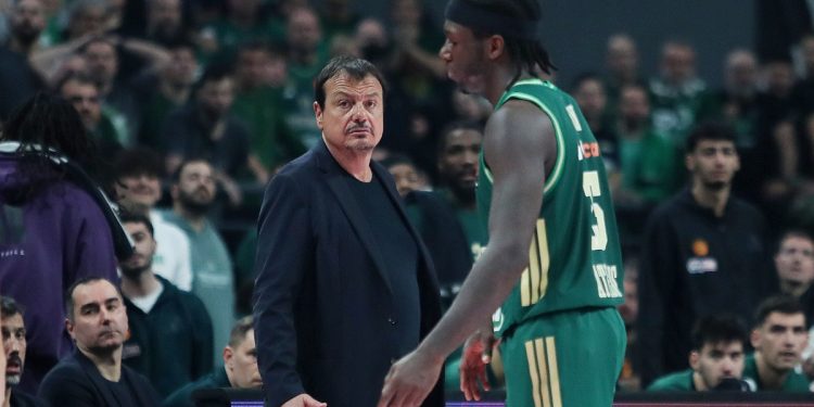 Μυϊκός-σπασμός-στη-μέση-για-Ναν,-καθησυχάζει-ο-Άταμαν