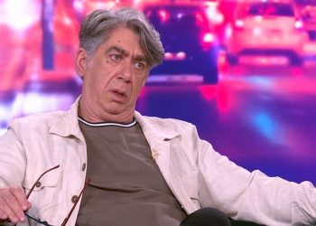 Κώστας-Μπερικόπουλος:-«Είδα-τον-Ντόναλντ-Τραμπ-να-χορεύει-με-τη-Μελάνια-–-Ντράπηκα»