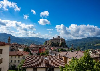 dozza:-Το-ιταλικό-χωριό-όπου-οι-τοίχοι-του-μετατρέπονται-σε-έργα-τέχνης