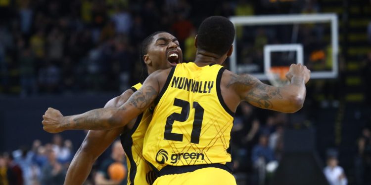 ΑΕΚ:-Μπάρλεϊ-και-Νάναλι-στην-καλύτερη-πεντάδα-των-προημιτελικών-του-bcl