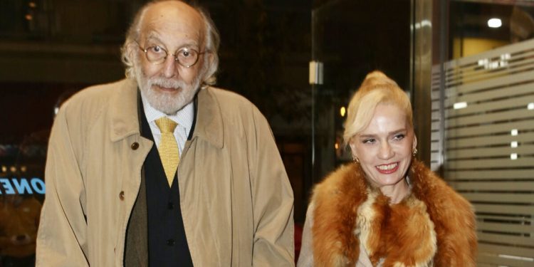 Τζένη-Οικονόμου-για-Αλέξανδρο-Λυκουρέζο:-Τον-γνώρισα-όταν-ήταν-90-χρονών,-με-γοήτευσε-η-ψυχή-του
