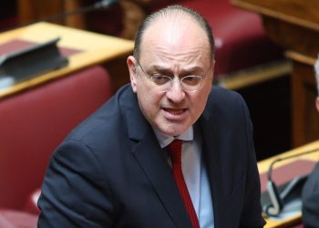 Έντονη-πολιτική-αντιπαράθεση:-Νέες-εξηγήσεις-δίνει-ο-Λαζαρίδης-–-«Δριμύ-κατηγορώ»-από-τους-πολιτικούς-αρχηγούς