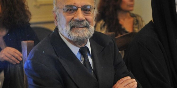 Η-Εφορεία-Αρχαιοτήτων-Λάρισας-αποχαιρετά-τον-πρώην-Έφορο-Λάζαρο-Δεριζιώτη