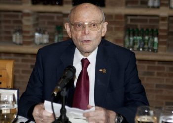 Πέθανε-ο-τελευταίος-Θεσσαλονικιός-επιζών-του-Άουσβιτς,-Χάιντς-Κούνιο-–-Το-μήνυμα-του-δημάρχου