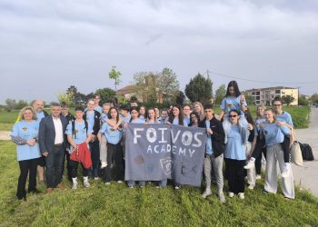 Λάρισα:-Νεαροί-αθλητές-από-τη-Γιάννουλη-και-το-Σόνεμπεργκ-της-Γερμανίας-φύτεψαν-το-«δένδρο-της-φιλίας»