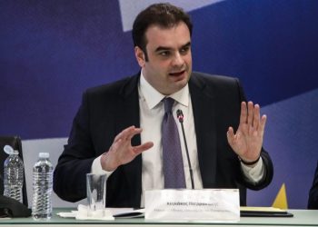 Στο-ΔΝΤ-ο-Πιερρακάκης:-«Ανθεκτικότερη-η-Ευρώπη,-αλλά-παραμένει-ευάλωτη-στα-ενεργειακά-σοκ»