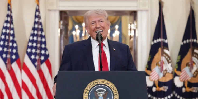 Τραμπ:-Πιστεύω-ότι-θα-κάνουμε-μια-καλή-συμφωνία-με-το-Ιράν-χωρίς-πυρηνικά-όπλα