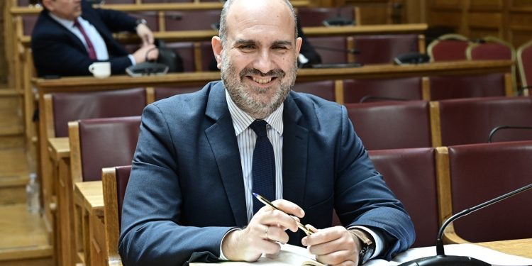 Δημήτρης-Μαρκόπουλος:-Νέος-κοινοβουλευτικός-εκπρόσωπος-της-ΝΔ,-στη-θέση-του-Μακάριου-Λαζαρίδη