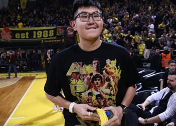 Άρης:-Συνάντηση-του-Ρίτσαρντ-Σιάο-με-τον-Νίκο-Ζήση-στην-Αθήνα-για-θέματα-της-ΚΑΕ