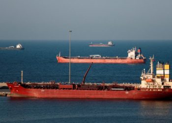 Τα-Στενά-του-Ορμούζ-πρέπει-να-ανοίξουν-ξανά,-αλλά-όχι-με-οποιοδήποτε-τίμημα,-λέει-η-Γαλλία