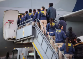 Χιλή:-Ανακοίνωσε-ότι-θα-κλιμακώσει-τις-απελάσεις-μεταναστών-–-Πραγματοποιήθηκε-η-πρώτη-πτήση