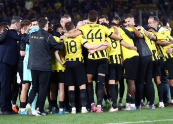 Ζήκος:-«Πόσο-κρίμα,-πόσο-γ@μάτοι-ήμασταν-όλοι-απόψε-–-Όμως-δεν-ξενερώνει-κανείς»