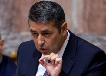 Γιώργος-Μυλωνάκης:-Σε-10-με-15-ημέρες-οι-πρώτες-εκτιμήσεις-για-την-κατάσταση-της-υγείας-του-–-Παραμένει-διασωληνωμένος