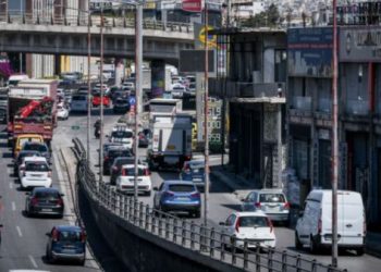 Κίνηση-τώρα-στην-Αττική,-μποτιλιάρισμα-στον-Κηφισό-και-τροχαίο-στον-Άλιμο