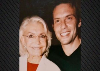 Στράτος-Τζώρτζογλου-για-Μαρινέλλα:-Με-αγκάλιασε-σαν-μάνα-με-το-που-ξεκίνησα-την-πορεία-μου-στο-σανίδι