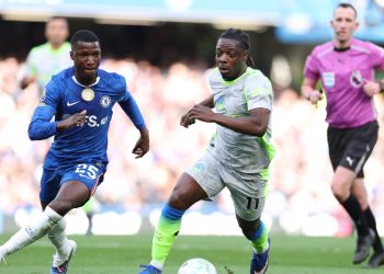 Δεν-το-κουνάει-από-την-Τσέλσι-ο-Καϊσέδο