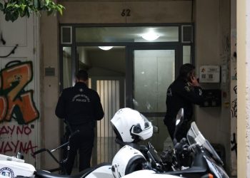 Η-στιγμή-που-η-γυναίκα-που-βρέθηκε-νεκρή-στο-κέντρο-της-Αθήνας-φωνάζει-στον-45χρονο-Ιταλό-«Γλυκέ-μου,-άνοιξε!»-–-Ηχητικό-ντοκουμέντο