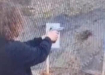 Τουρκία:-Βίντεο-με-τον-δράστη-να-κάνει-σκοποβολή-με-τον-πατέρα-του-λίγο-πριν-το-μακελειό-στο-σχολείο