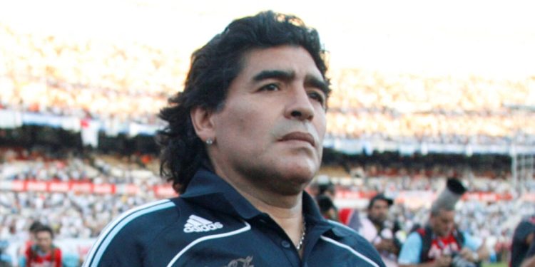 Επικεφαλής-γιατρός-Ντιέγκο-Μαραντόνα:-«Είμαι-αθώος,-τον-αγαπούσα»-κατέθεσε-συγκινημένος