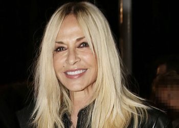 Άννα-Βίσση:-sold-out-σε-λιγότερο-από-24-ώρες-–-Έντονες-αντιδράσεις-για-τις-τιμές-των-εισιτηρίων-για-τη-συναυλία-της-στο-ΟΑΚΑ