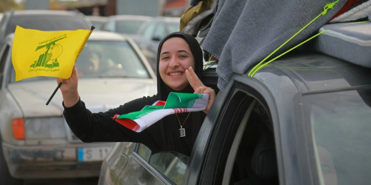 Το-ΕΡΤnews-στον-Λίβανο:-Πανηγυρισμοί-και-επιστροφές-εκτοπισμένων,-εν-μέσω-φόβων-για-νέες-συγκρούσεις