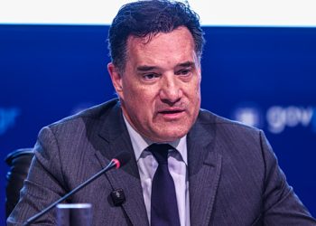 Αμετανόητος-ο-Γεωργιάδης,-νέα-ευθεία-παρέμβαση-στην-ευρωπαϊκή-εισαγγελία-–-Κάνει-λόγο-για-επίθεση-στη-Δημοκρατία