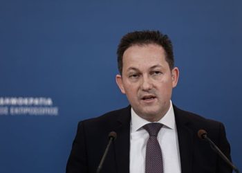 Πέτσας:-«Δεν-θα-ψηφίσω-όλες-τις-άρσεις-ασυλίας-για-τους-βουλευτές-της-ΝΔ»