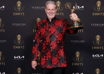 Αποχωρεί-από-το-netflix-ο-συνιδρυτής-της-εταιρείας:-Στα-5,8-δισ.-δολάρια-εκτιμάται-η-περιουσία-του